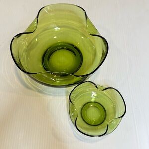 Vintage Retro Anchor Hocking Glass Chip & Dip Bowl Set Green Glass